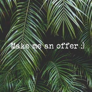 Accepting all reasonable offers! ❤️